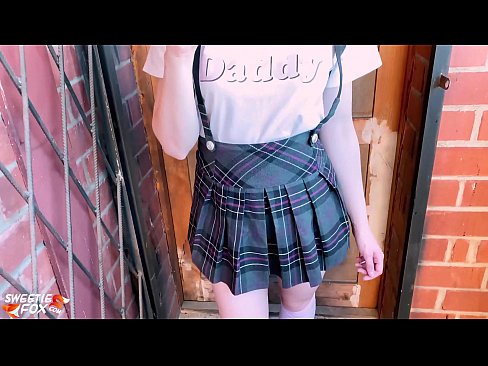 ❤️ L'escola es xucla la polla profundament i la folla en lloc de les classes. Vídeo sexual a nosaltres ca.kutjeporno.ru