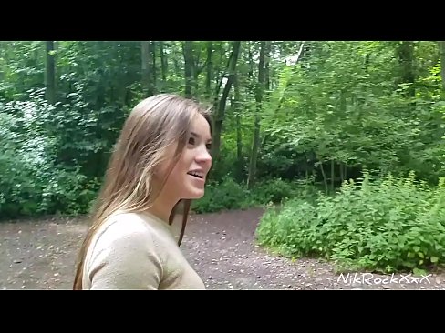 ❤️ Li vaig suggerir a l'Evelina que fotéssim en un lloc públic! Ella va dir que sí. Llavors la vaig follar pel cul i la vaig correr a la boca. Llavors es va enfadar. Vídeo sexual a nosaltres ca.kutjeporno.ru